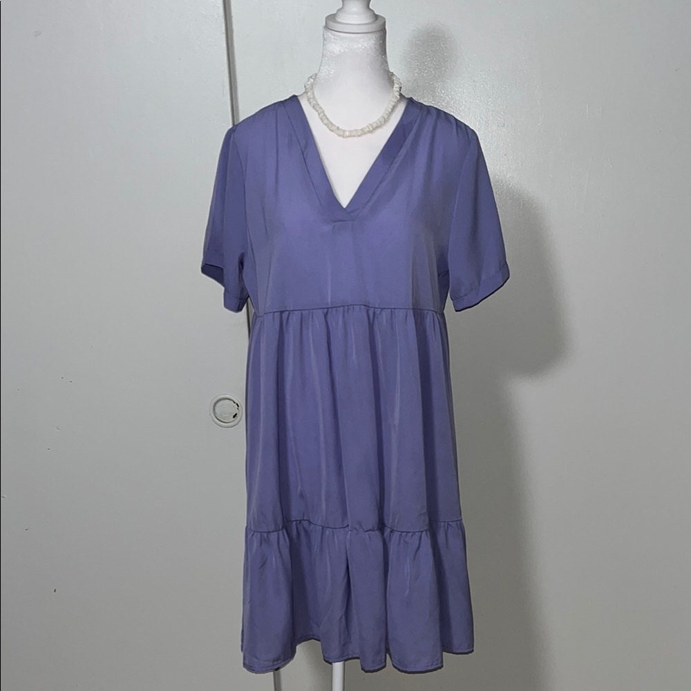 Chic Lavender V-Neck Dress